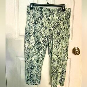Ideology capri activewear leggings